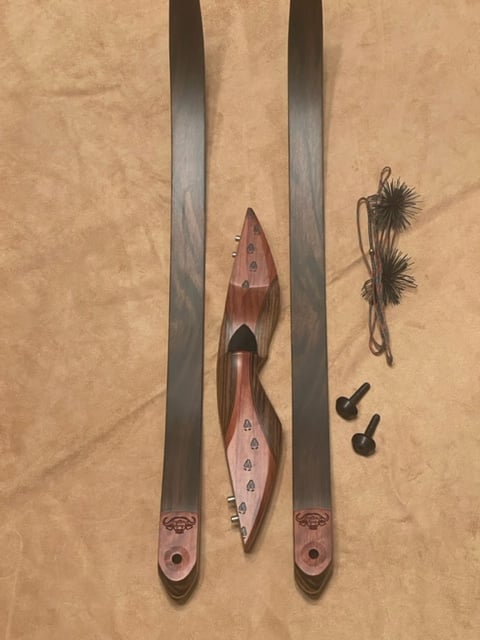BWANA BOWS Askari Recurve, RH, 46# @ 28", 62" AMO