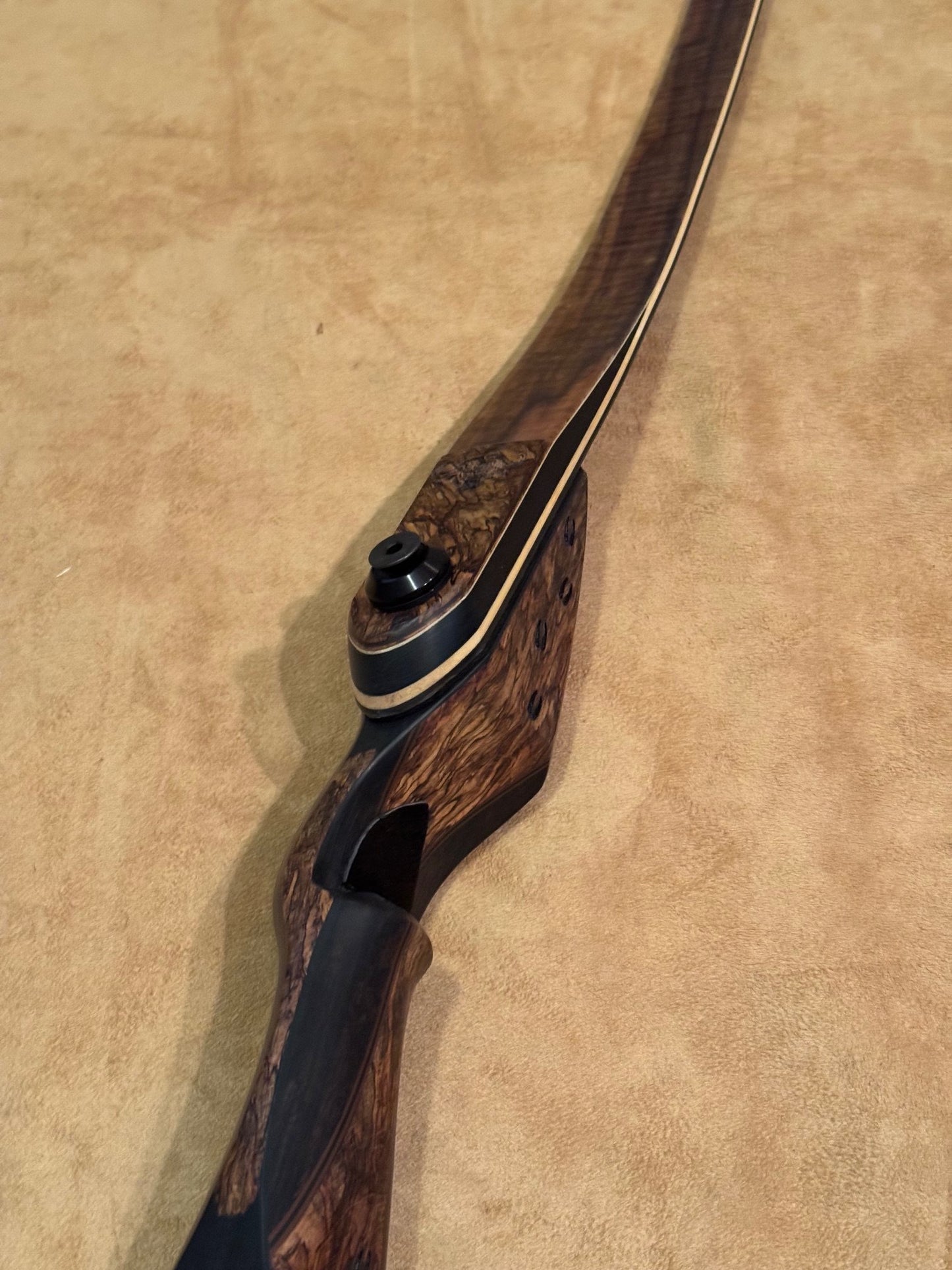 BWANA BOWS Safari Longbow, RH, 45# @ 28", 62" AMO