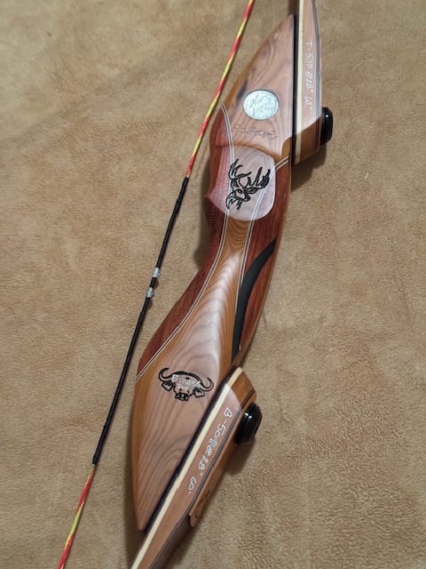 BWANA BOWS Safari Recurve, RH, 50# @ 28", 60" AMO