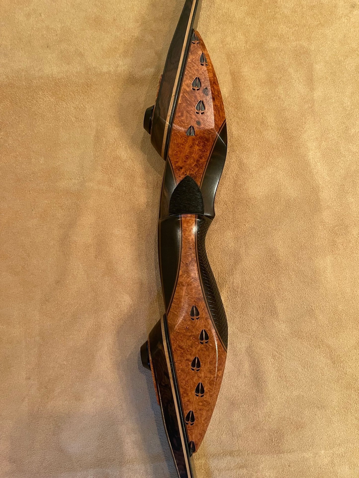 BWANA BOWS Safari Recurve, RH, 53# @ 28", 62" AMO