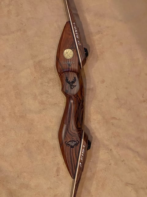 BWANA BOWS Safari Recurve, RH, 49# @ 28", 62" AMO